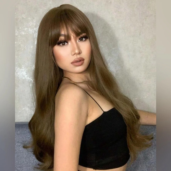 26 Inch Natural Medium dark Ash Blonde Wavy wig with bangs  for daily use - Picture 10 of 11